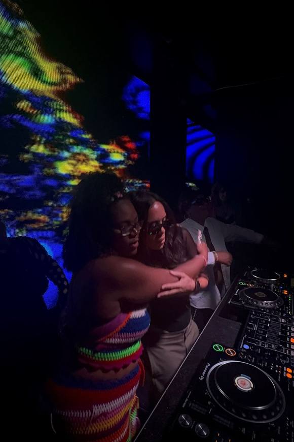 A moment at the decks